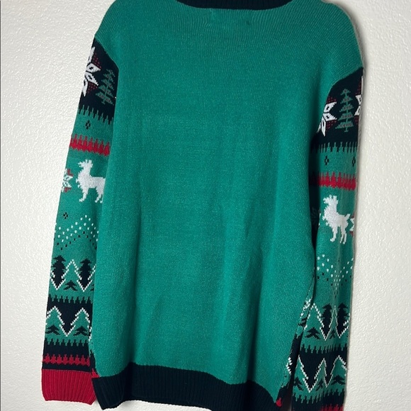 Festive Llama Christmas Sweater - Green - Picture 13 of 13